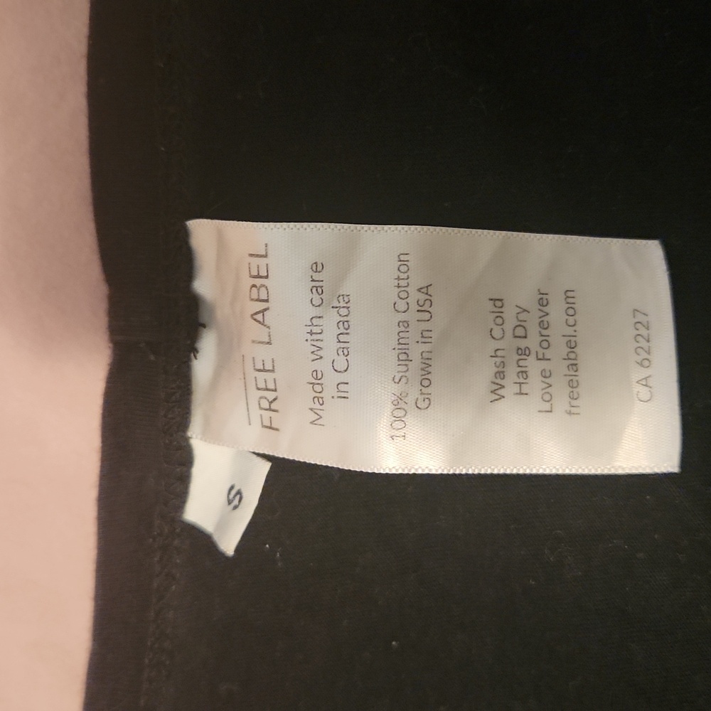 Free Label Tee - Picture 2 of 3